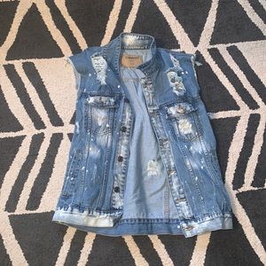 *Carbon Denim Sleeveless Jacket*